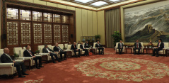 27 May 2019 The National Assembly delegation in meeting with the of the Chairman of the Chinese National People's Congress